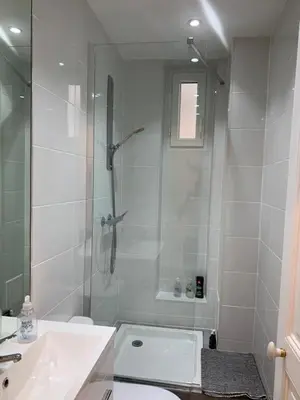 Salle de bains dans l'établissement Appartement Ternes - Arc de Triomphe