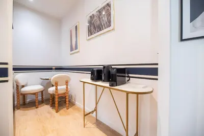 Plan de l'établissement Stylish Studio in East Paris