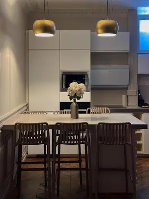 Cuisine ou kitchenette dans l'établissement Celine 24 Le Flandrin Haussmann, Appart spacieux dans le 16e