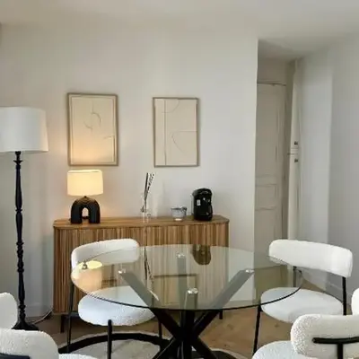 New Apprt 2 Rooms Tour Eiffel