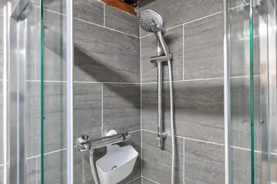 Salle de bains dans l'établissement BM-Appartement Design en Duplex Champs-Elysees