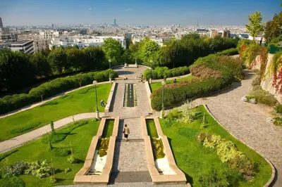 Jardin de l'établissement Classic Parisian 2 BR flat in Paris 10