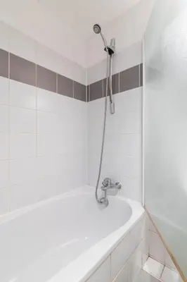 Salle de bains dans l'établissement Appartement Spacieux Face aux Jardins des plantes