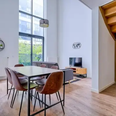 Gorgeous duplex near top attractions