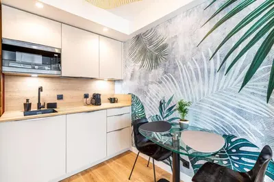 Cuisine ou kitchenette dans l'établissement A little cocoon in the heart of Paris