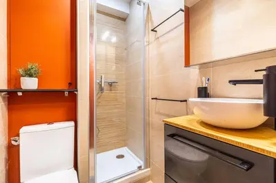 Salle de bains dans l'établissement A little cocoon in the heart of Paris