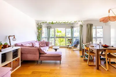 Coin salon dans l'établissement GuestReady - Slow living near the park