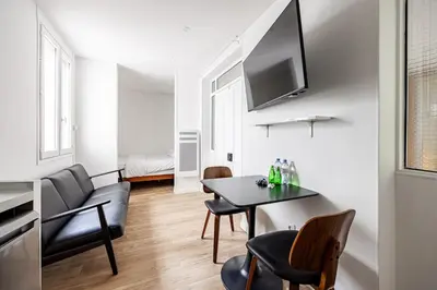 Télévision ou salle de divertissement dans l'établissement Studio#2Pers#Paris20#PèreLachaise