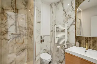 Salle de bains dans l'établissement Lavie Maison AC Little Fontaine