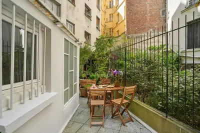 Jardin de l'établissement Lavie Maison AC and Terrace