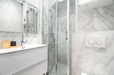 Salle de bains dans l'établissement Charmant appartement 6 couchages