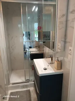 Salle de bains dans l'établissement Very nice private Appartment 1 living room with sofa bed 1 bedroom 1 bathroom with toilet 1 Kitchen