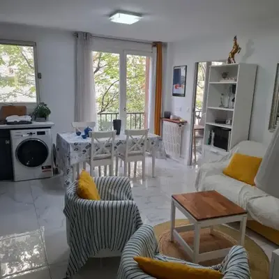 Very nice private Appartment 1 living room with sofa bed 1 bedroom 1 bathroom with toilet 1 Kitchen