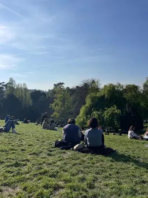 Clients de l'établissement Notre appartement vue sur les Buttes Chaumont