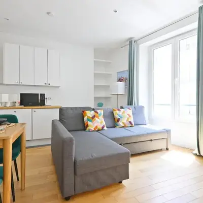 1 Bedroom Apartment - 6P - Republique