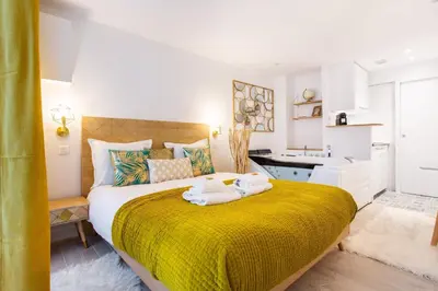 Cuisine ou kitchenette dans l'établissement Love room - 2P with Jacuzzi