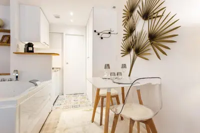 Cuisine ou kitchenette dans l'établissement Love room - 2P with Jacuzzi