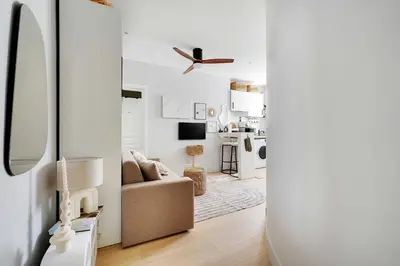 Télévision ou salle de divertissement dans l'établissement Pleasant studio - 2P - Near Tuileries Louvre
