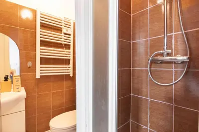 Salle de bains dans l'établissement Cocon cosy au cœur de Paris 1BDR