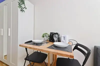 Plan de l'établissement Tour Eiffel 10 Luxurious Apartment Studio-2P Free Netflix