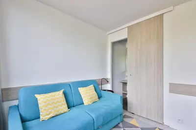 Coin salon dans l'établissement Apartment for 2 Parc Expo Porte de Versailles