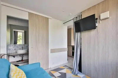 Télévision ou salle de divertissement dans l'établissement Apartment for 2 Parc Expo Porte de Versailles