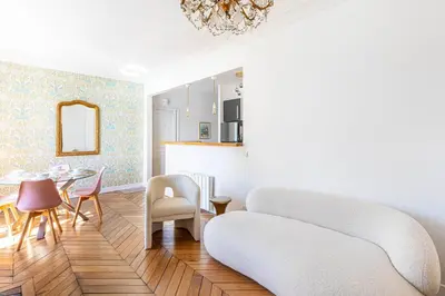 Coin salon dans l'établissement GuestReady - Charming Nest near Paris