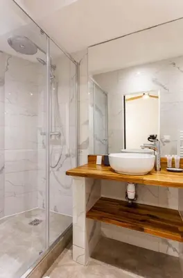Salle de bains dans l'établissement Comfortable apartment 4BR 10P Bastille Voltaire