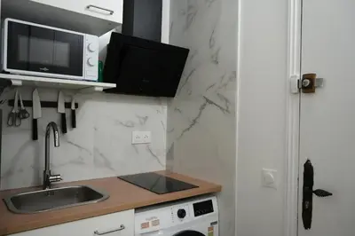Cuisine ou kitchenette dans l'établissement Didota Chic Studio Paris14