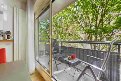 Balcon ou terrasse dans l'établissement Bel appartement parisien proche Tour Eiffel
