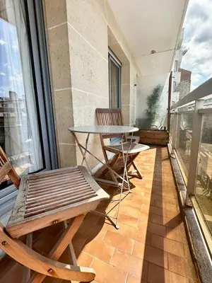 Balcon ou terrasse dans l'établissement Le Bellevue - appartement raffiné proche Paris