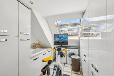 Cuisine ou kitchenette dans l'établissement ParadisioPenthouse Suspended between Sky and Light