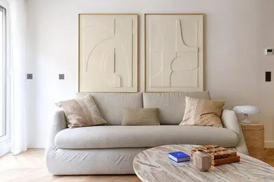 Coin salon dans l'établissement MyKeypers - Luxurious flat 2BR-6p - Arc de Triomphe