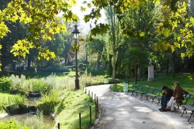 Jardin de l'établissement New 124 Suite Anouck - Cosy Apartment Paris Center