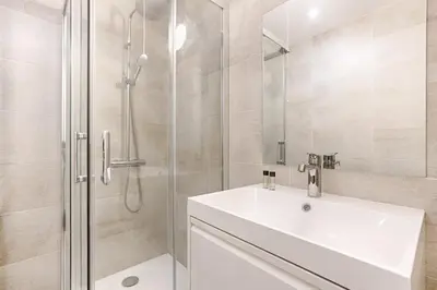 Salle de bains dans l'établissement Mykeypers - Pleasant Studio 2P - Malakoff 22