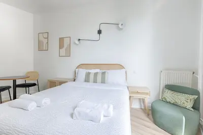Un ou plusieurs lits dans un hébergement de l'établissement Mykeypers - Pleasant Studio 2P - Malakoff 22