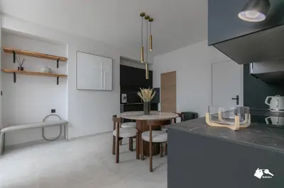 Cuisine ou kitchenette dans l'établissement MBA - Échiquier 1 Luxury Apartment Paris Center
