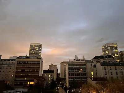 Vue générale sur Puteaux ou vue de la ville depuis l'appartement