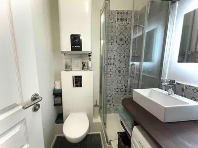 Salle de bains dans l'établissement Cozy Studio - Champs Elysées Arc de Triomphe