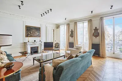 Plan de l'établissement Appartement louer rue du Vieux Colombier, Paris 6me