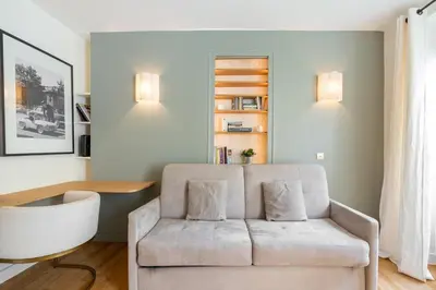 Coin salon dans l'établissement Studio rénové au coeur du 5ème arrondissement