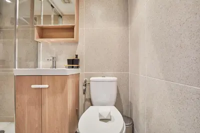 Salle de bains dans l'établissement Elegant Studio Center of Paris