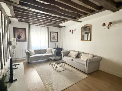 Coin salon dans l'établissement 80 m2-Heart of Le Marais -Sleeps 6