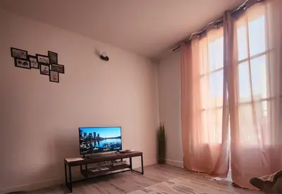 Télévision ou salle de divertissement dans l'établissement Gare Rose