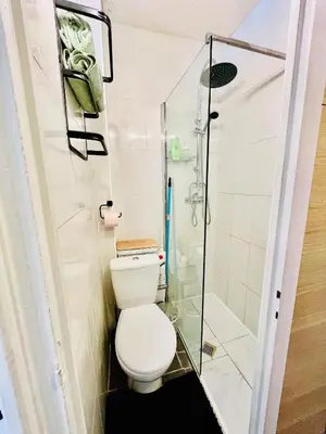 Salle de bains dans l'établissement Studio 17ème Batignolles