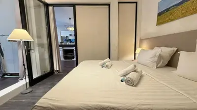 Un ou plusieurs lits dans un hébergement de l'établissement Eiffel-Tower, Deluxe Suite Passy - 6 people
