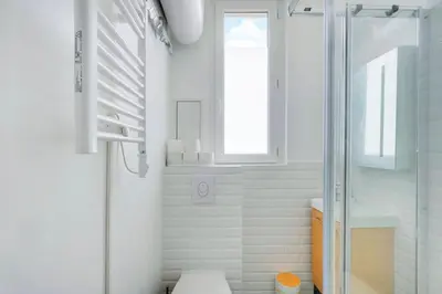 Salle de bains dans l'établissement Charming studio L028
