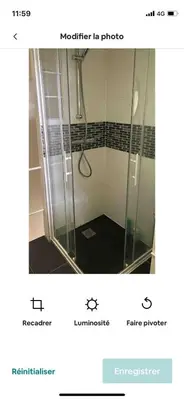 Salle de bains dans l'établissement Parisian little house-studio