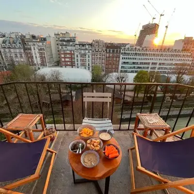 Appartement 8 personnes - terrasse sur espaces verts - vue Tour Eiffel