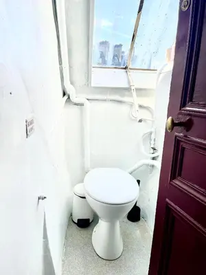 Salle de bains dans l'établissement Steps to Arc De Triomphe, Paris 17 Studio